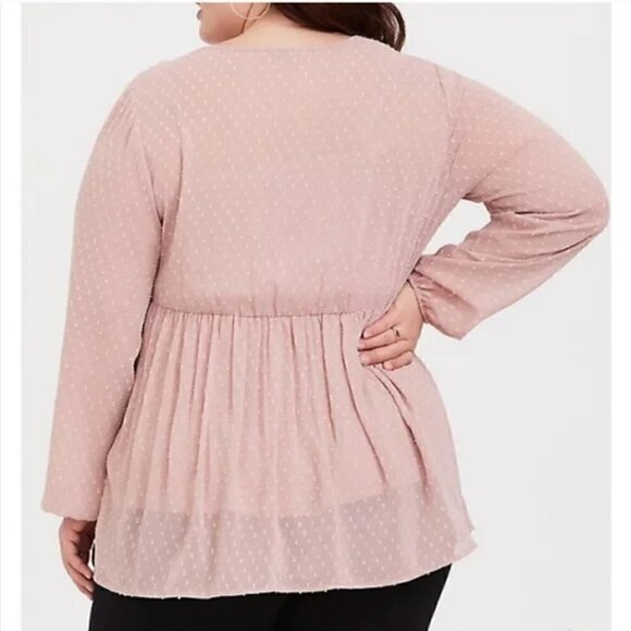 Torrid Clip Dot Tie Babydoll Peplum Blouse Top in Blush Pink, Size 2X‎ - Picture 8 of 9